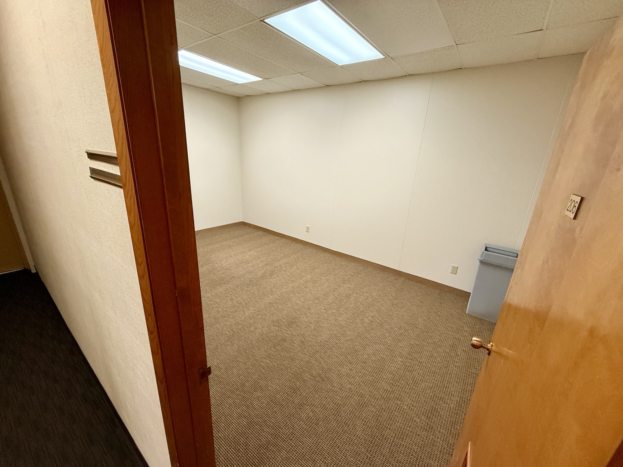 1300 W Koenig Ln — Suite 206