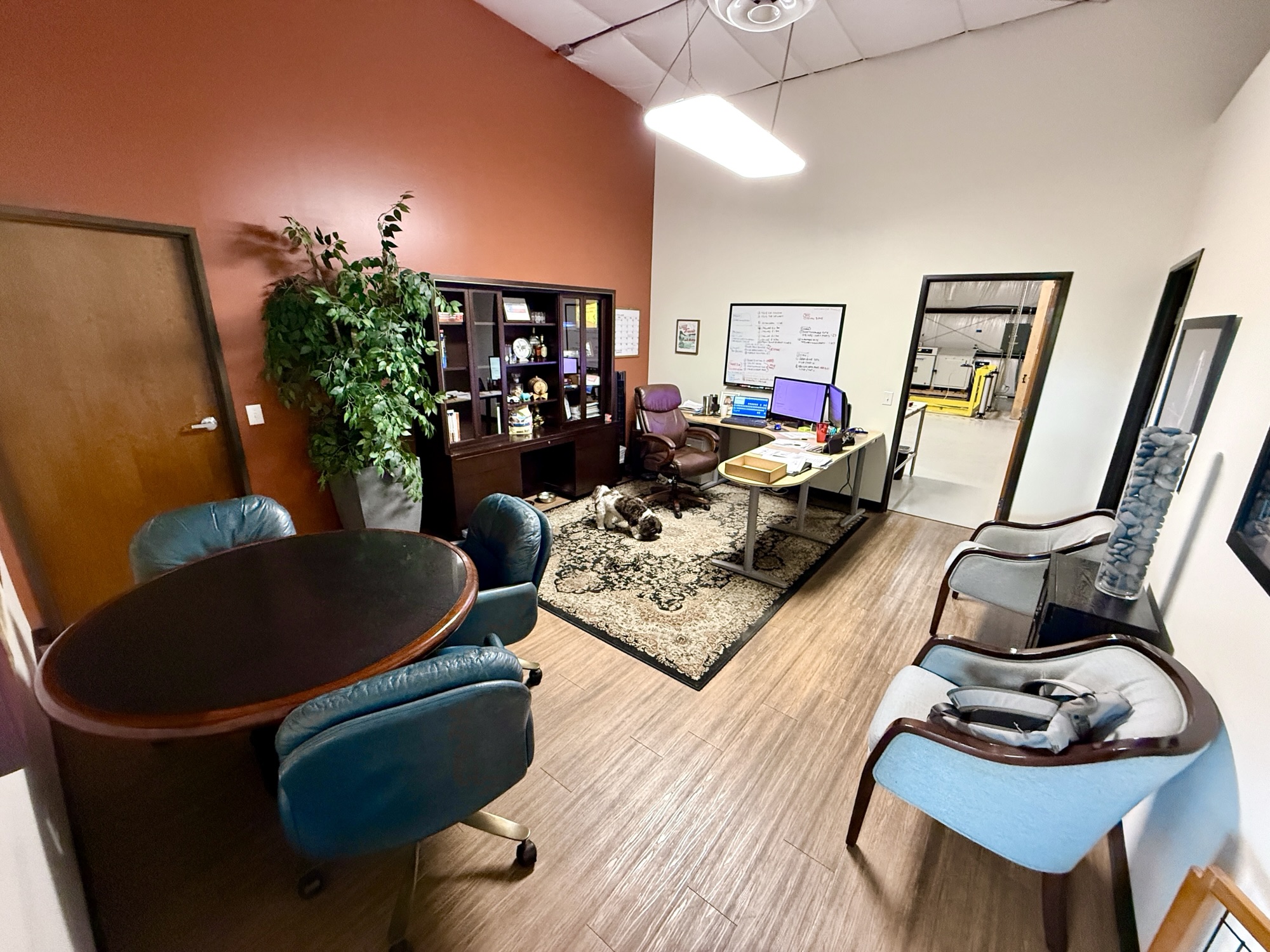2535 Business Center — Suite 200