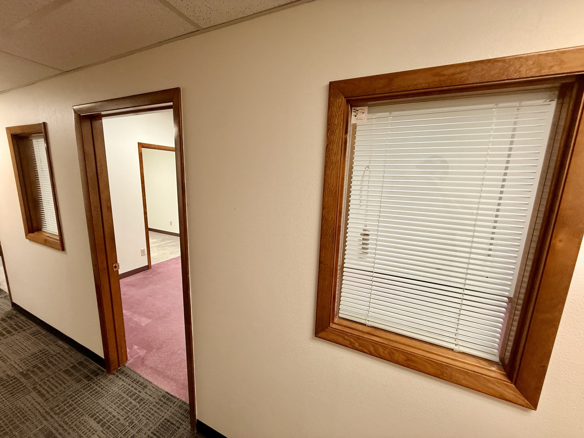 1300 W Koenig Ln — Suite 2